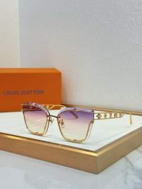 Picture of Louis Vuitton Sunglasses _SKUfw79280245fw